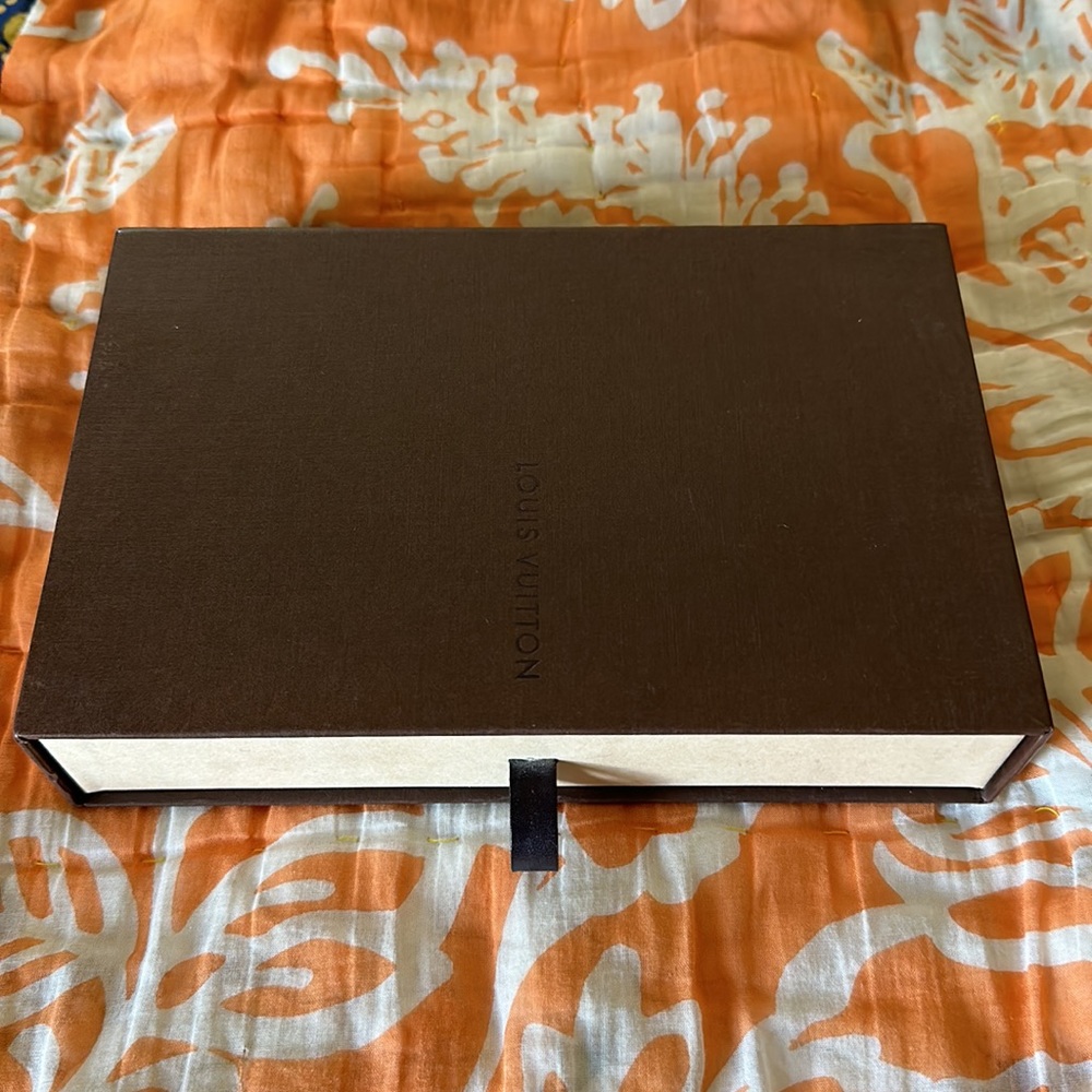 LOUIS VUITTON BOX